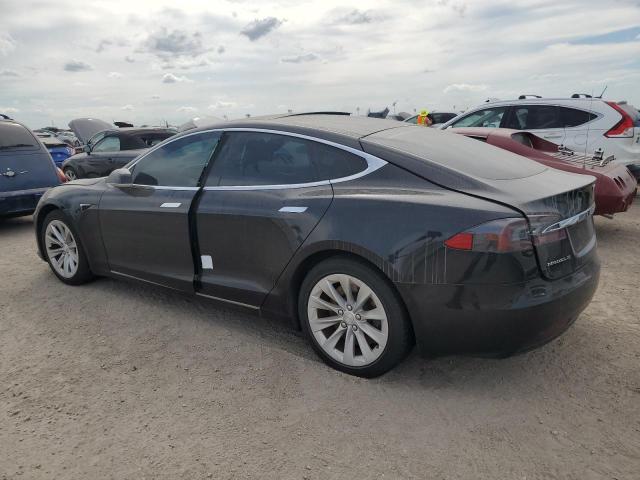 5YJSA1E27HF181570 - 2017 TESLA MODEL S 黑色 照片 2