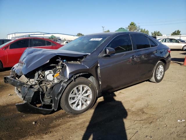 4T4BF1FK8GR537208 - 2016 TOYOTA CAMRY LE GRAY photo 1