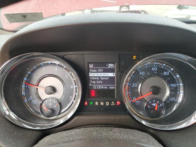 2C4RC1CG2FR515206 - 2015 CHRYSLER TOWN & COU TOURING L RED photo 9