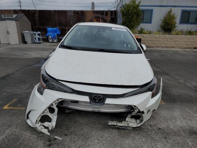 JTDEPRAE4LJ026728 - 2020 TOYOTA COROLLA LE WHITE photo 5