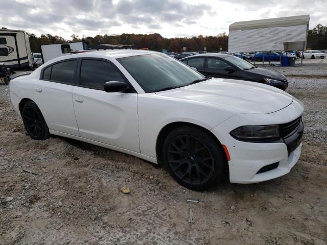 2C3CDXBG4HH505149 - 2017 DODGE CHARGER SE WHITE photo 4