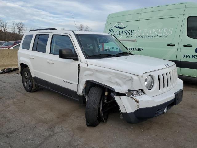 1C4NJRFB6FD280153 - 2015 JEEP PATRIOT LATITUDE WHITE photo 4