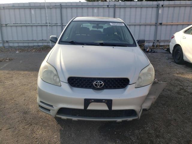 2T1KR32E14C839658 - 2004 TOYOTA COROLLA MA XR SILVER photo 5