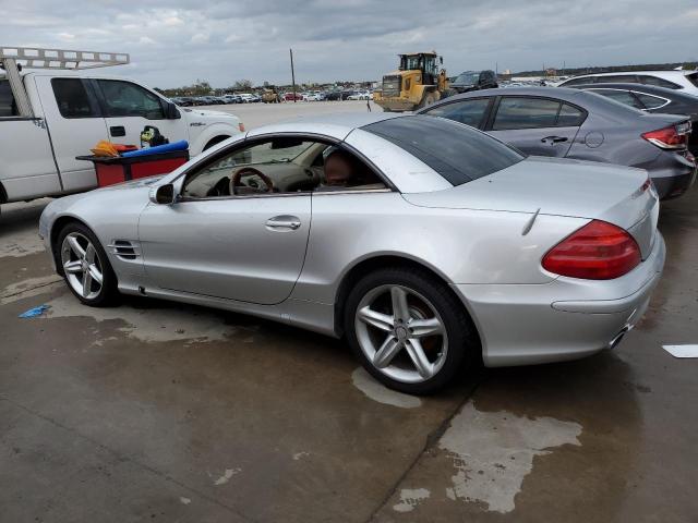 WDBSK75FX5F088910 - 2005 MERCEDES-BENZ SL 500 SILVER photo 2