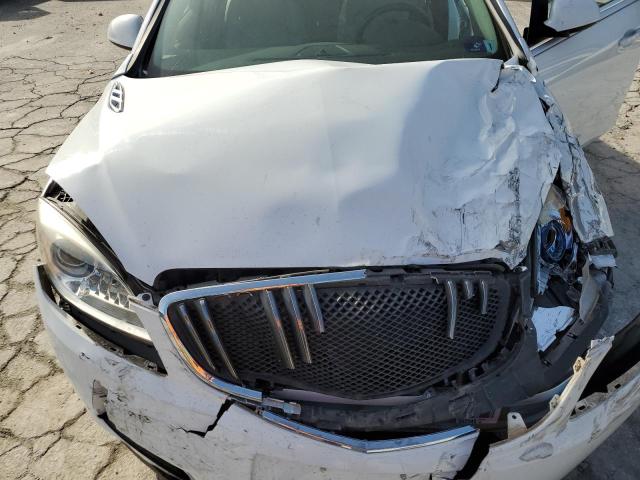 1G4PP5SK5F4164136 - 2015 BUICK VERANO WHITE photo 11