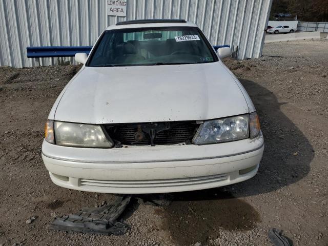 4T1BF18BXWU274841 - 1998 TOYOTA AVALON XL WHITE photo 5