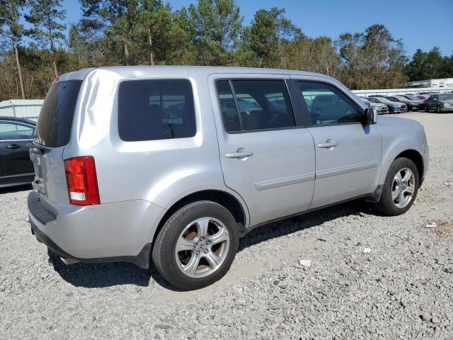 5FNYF3H49CB014785 - 2012 HONDA PILOT EX SILVER photo 3