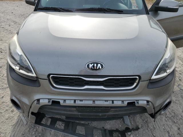 KNDJT2A67D7612588 - 2013 KIA SOUL +/!/S + GRAY photo 11