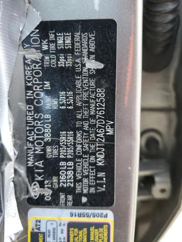 KNDJT2A67D7612588 - 2013 KIA SOUL +/!/S + GRAY photo 13