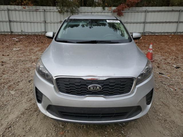 5XYPG4A56KG570108 - 2019 KIA SORENTO LX SILVER photo 5