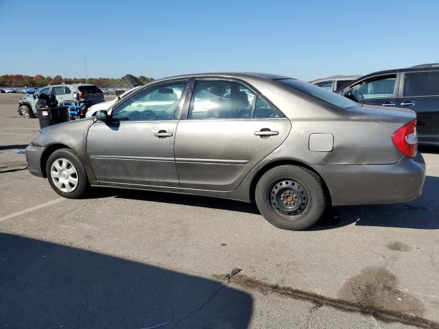 4T1BE30K13U738749 - 2003 TOYOTA CAMRY LE GRAY photo 2