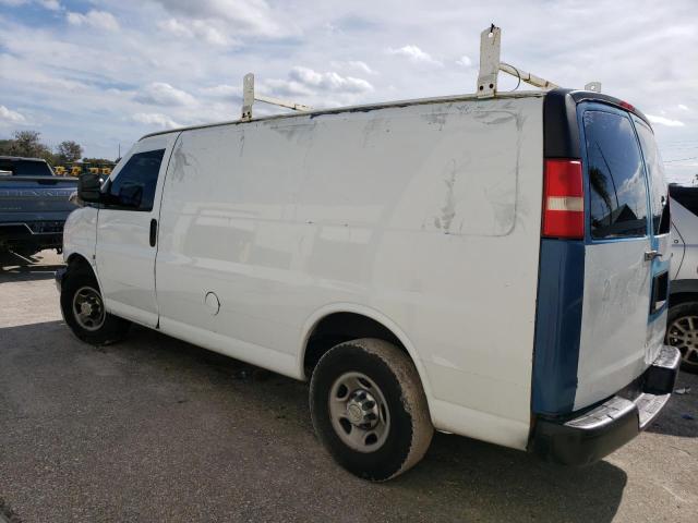 1GCWGFCA3E1140977 - 2014 CHEVROLET EXPRESS G2 WHITE photo 2