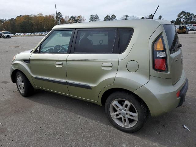 KNDJT2A2XA7195184 - 2010 KIA SOUL + GREEN photo 2