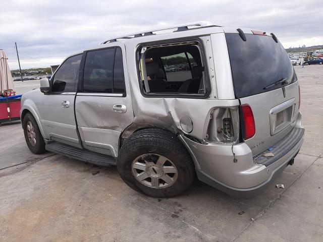 5LMFU27R24LJ22743 - 2004 LINCOLN NAVIGATOR SILVER photo 2