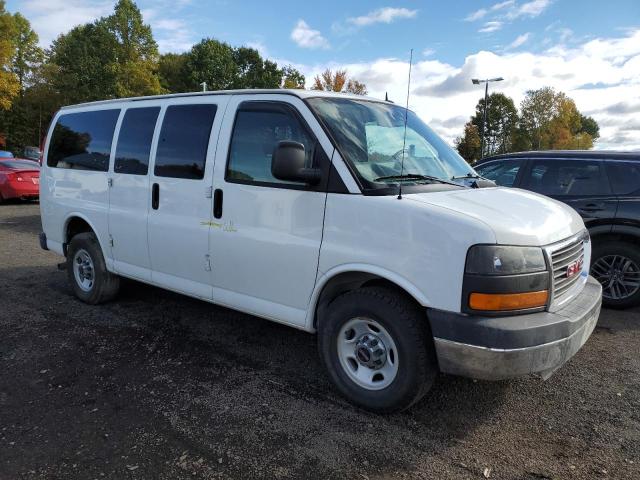 1GJW7RFGXE1195145 - 2014 GMC SAVANA G2500 LT WHITE photo 4