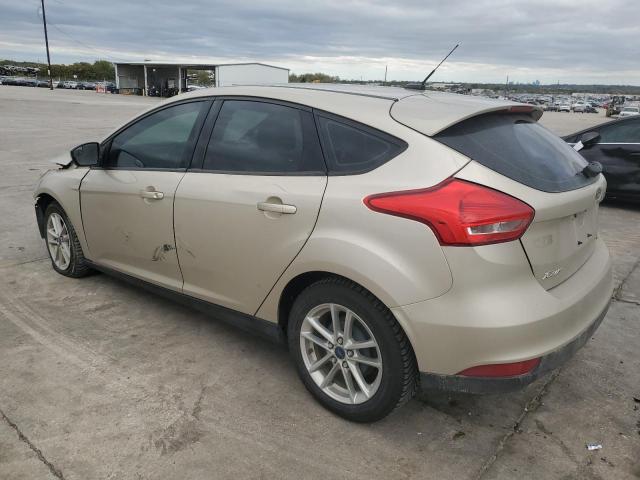 1FADP3K29JL260903 - 2018 FORD FOCUS SE GOLD photo 2