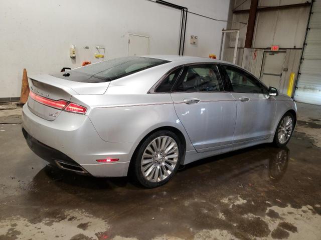 3LN6L2JK3FR610072 - 2015 LINCOLN MKZ SILVER photo 3
