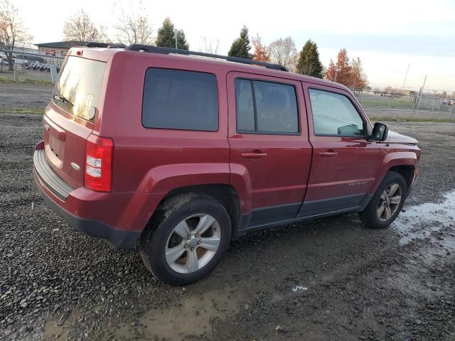 1C4NJRFB6ED910915 - 2014 JEEP PATRIOT LATITUDE RED photo 3