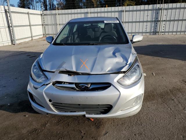 KMHCU5AEXDU131052 - 2013 HYUNDAI ACCENT GLS SILVER photo 5