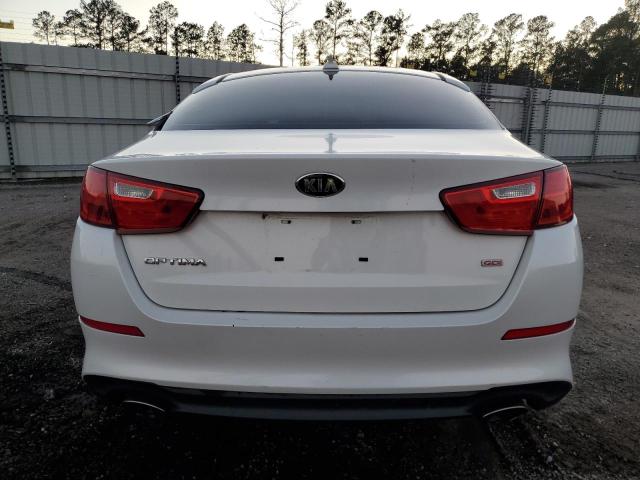 KNAGM4A71F5608186 - 2015 KIA OPTIMA LX WHITE photo 6