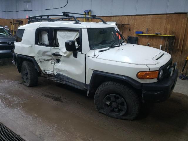 JTEBU11F28K027069 - 2008 TOYOTA FJ CRUISER WHITE photo 4