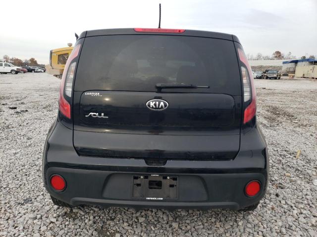 KNDJN2A2XJ7515808 - 2018 KIA SOUL BLACK photo 6