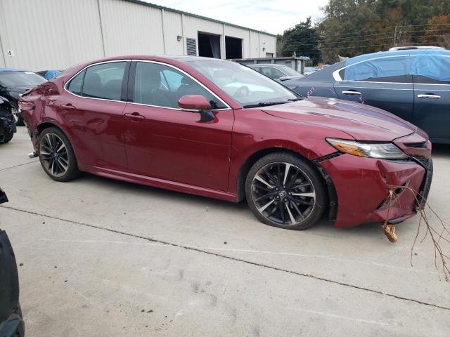 4T1B61HK8JU500271 - 2018 TOYOTA CAMRY XSE RED photo 4