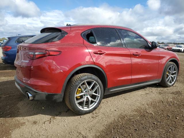 ZASFAKNN9J7B86127 - 2018 ALFA ROMEO STELVIO TI SPORT RED photo 3