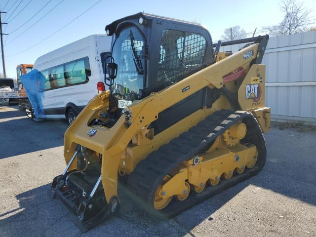 CAT0299DHDY909487 - 2023 CATERPILLAR SKID STEER GOLD photo 2