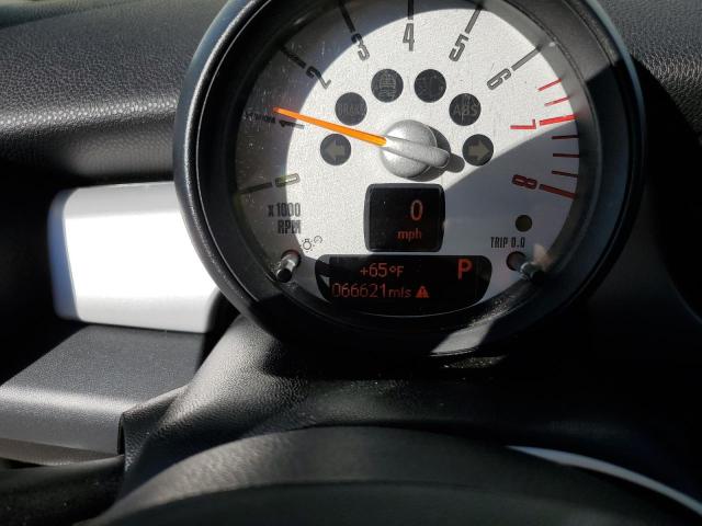 WMWSU3C51CT257075 - 2012 MINI COOPER WHITE photo 9