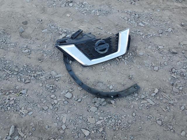 JN8AT2MV4HW254563 - 2017 NISSAN ROGUE S WHITE photo 13