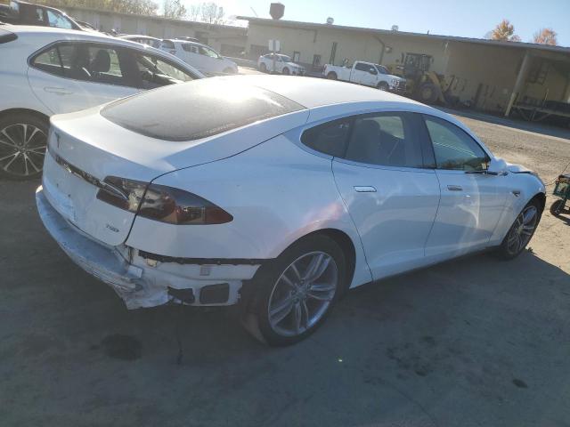 5YJSA1S22FF090322 - 2015 TESLA MODEL S 70D WHITE photo 3