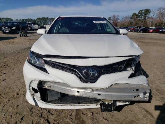 4T1B11HKXKU172898 - 2019 TOYOTA CAMRY L WHITE photo 5