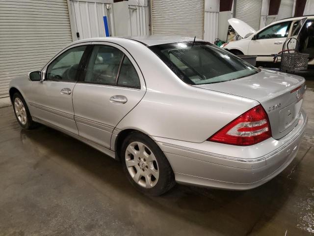 WDBRF81J05F604498 - 2005 MERCEDES-BENZ C 240 4MATIC SILVER photo 2