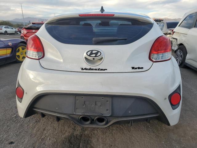 KMHTC6AE9FU224995 - 2015 HYUNDAI VELOSTER TURBO WHITE photo 6