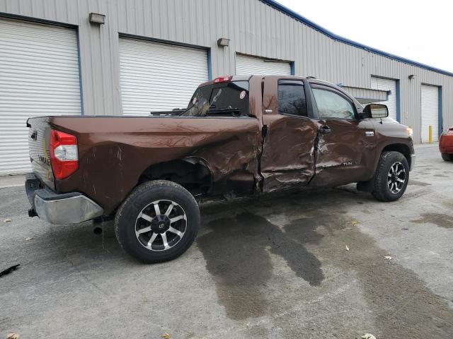 5TFRY5F14HX219429 - 2017 TOYOTA TUNDRA DOUBLE CAB SR/SR5 BROWN photo 3