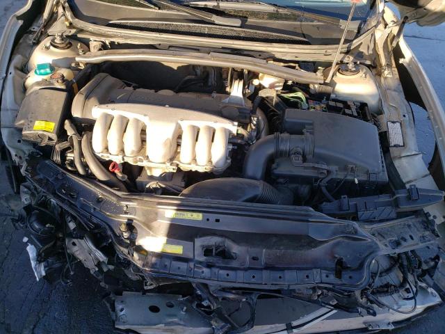 YV1TS94D711179863 - 2001 VOLVO S80 SILVER photo 11