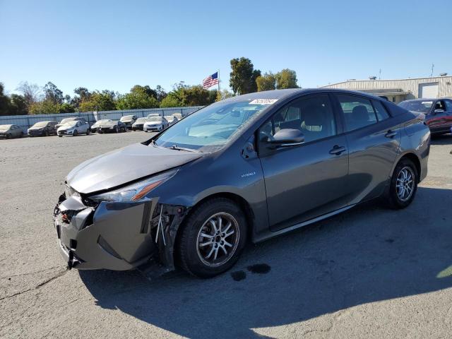 2017 TOYOTA PRIUS, 