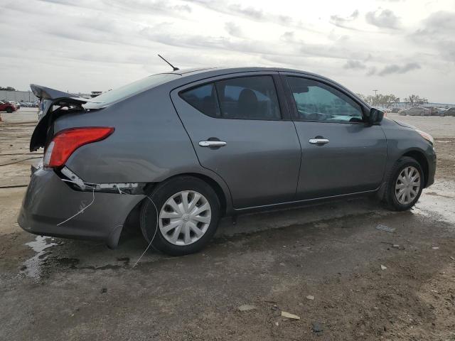 3N1CN7AP2HL813392 - 2017 NISSAN VERSA S GRAY photo 3