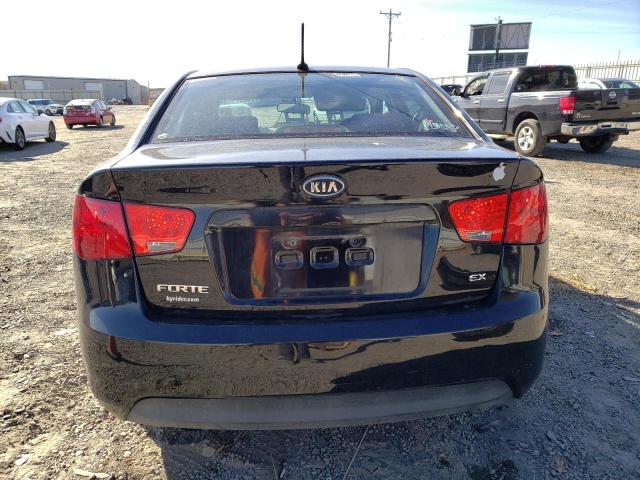 KNAFU4A22C5616390 - 2012 KIA FORTE EX BLACK photo 6