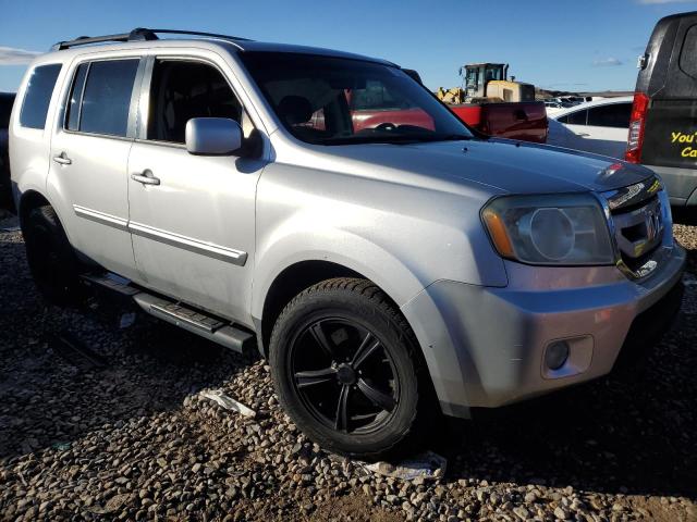 5FNYF4H41BB054895 - 2011 HONDA PILOT EX SILVER photo 4