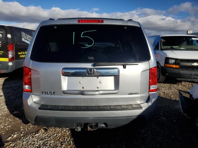 5FNYF4H41BB054895 - 2011 HONDA PILOT EX SILVER photo 6