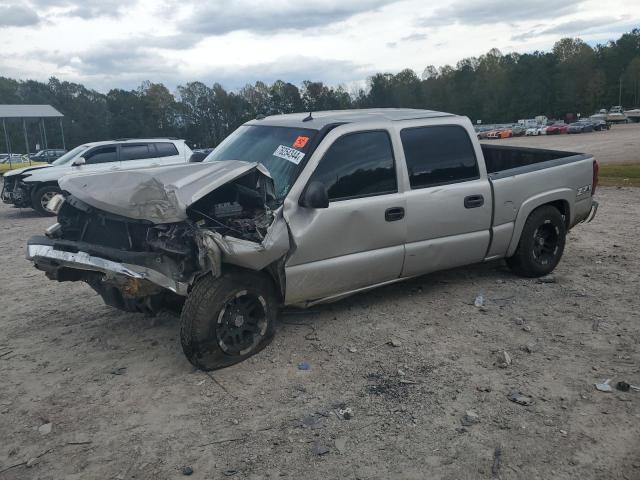 2004 CHEVROLET SILVERADO K1500, 