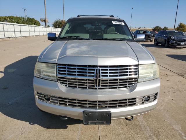 5LMFU28507LJ20134 - 2007 LINCOLN NAVIGATOR 银色 照片 5