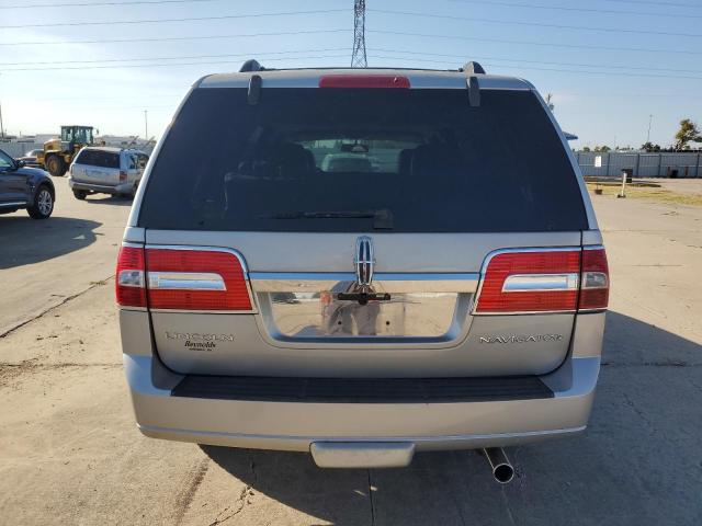 5LMFU28507LJ20134 - 2007 LINCOLN NAVIGATOR 银色 照片 6