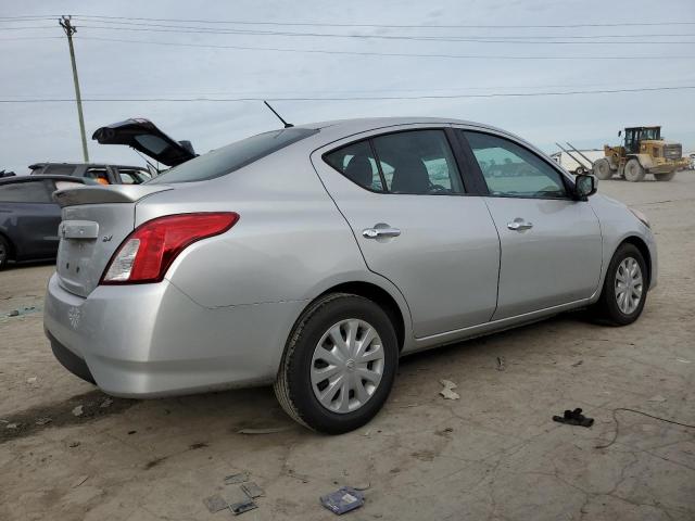 3N1CN7AP9HL840086 - 2017 NISSAN VERSA S SILVER photo 3