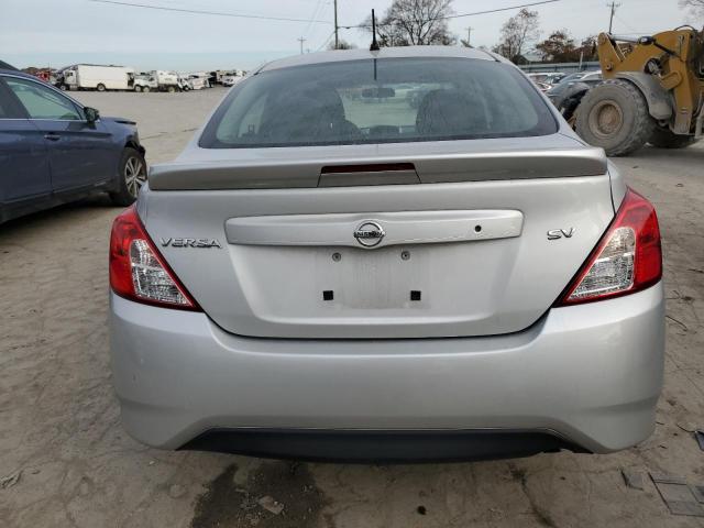 3N1CN7AP9HL840086 - 2017 NISSAN VERSA S SILVER photo 6