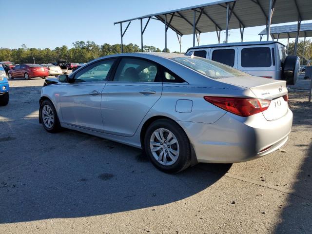 5NPEB4AC3BH250189 - 2011 HYUNDAI SONATA GLS SILVER photo 2