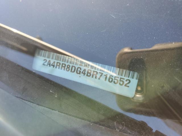 2A4RR8DG4BR716552 - 2011 CHRYSLER TOWN & COU TOURING L SILVER photo 12