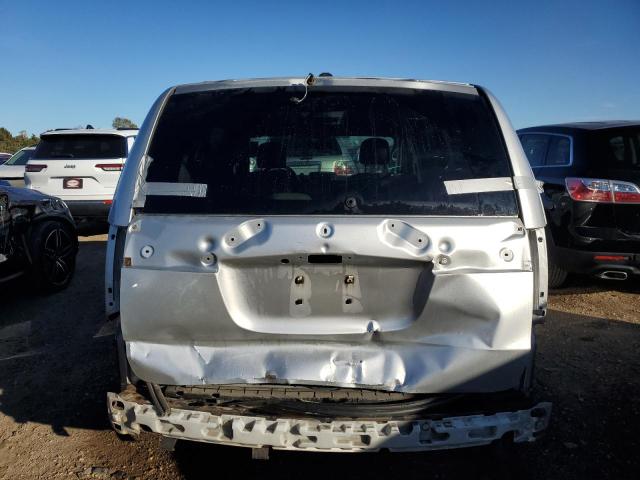 2A4RR8DG4BR716552 - 2011 CHRYSLER TOWN & COU TOURING L SILVER photo 6